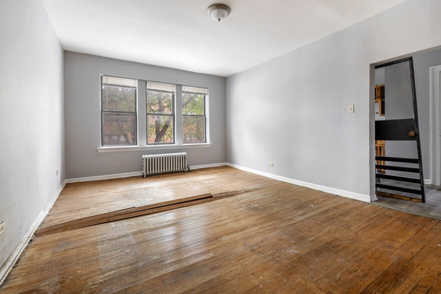 More Photos Of 5501 W Quincy St, Chicago Apartments For Sale