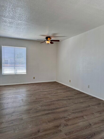 More Photos Of 619 E Ridgecrest Blvd, Ridgecrest Apartments For Sale