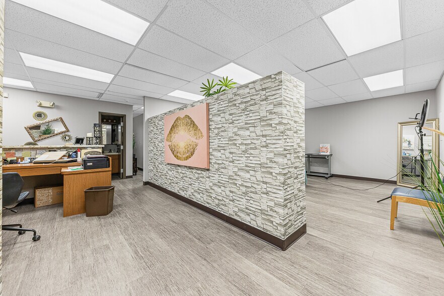 More Photos Of 18820 Bagley Rd, Middleburg Heights Office For Sale