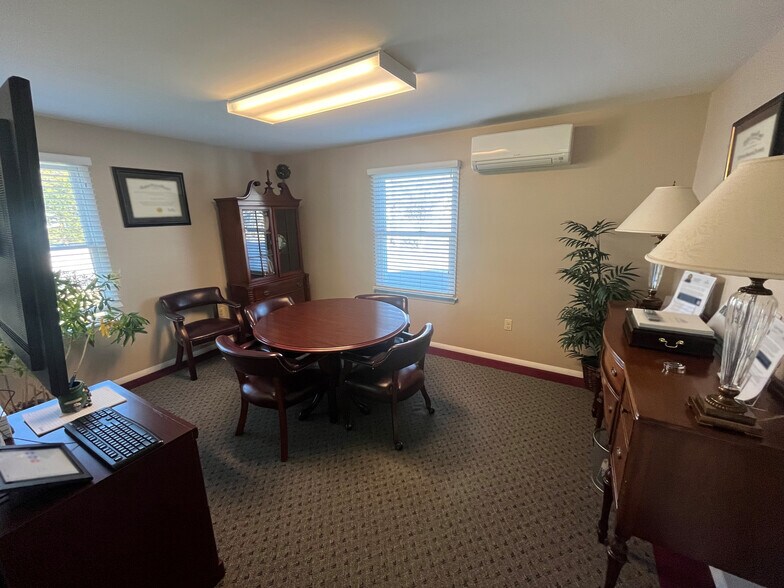 More Photos Of 2231 Old Emmorton Rd, Bel Air Office For Sale