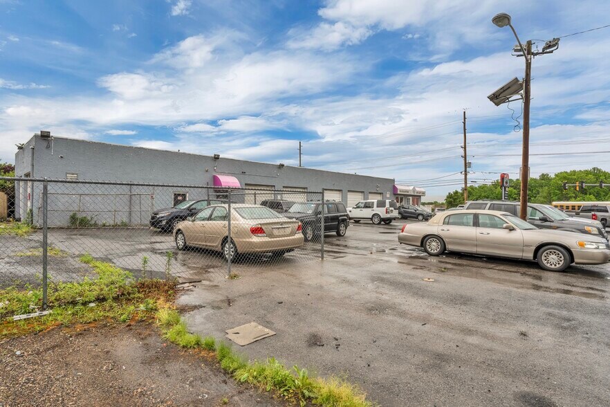 More Photos Of 1333 Delsea Dr, Deptford Auto Dealership For Sale