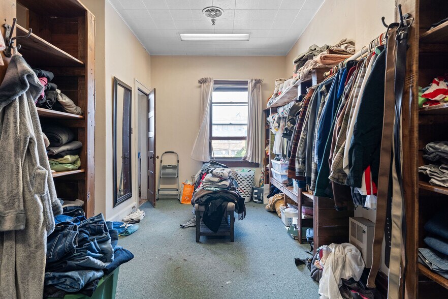 More Photos Of 109-111 Green St, Herkimer Office For Sale