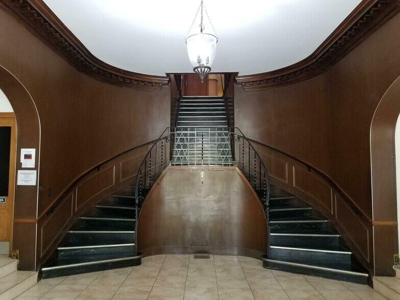 More Photos Of 78 W Mill St, Port Allegany Loft Creative Space For Lease