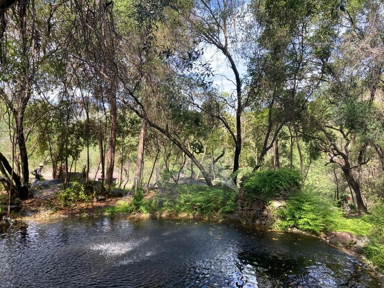 More Photos Of 42975 Sierra Dr, Three Rivers Hotel For Sale