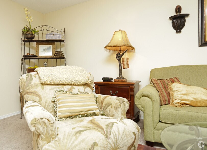 More Photos Of 1901 Lafayette St, Gretna Apartments For Sale