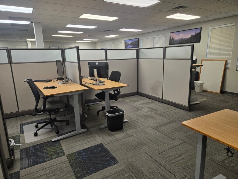 More Photos Of 3204-3210 N Canyon Rd, Provo Office For Lease