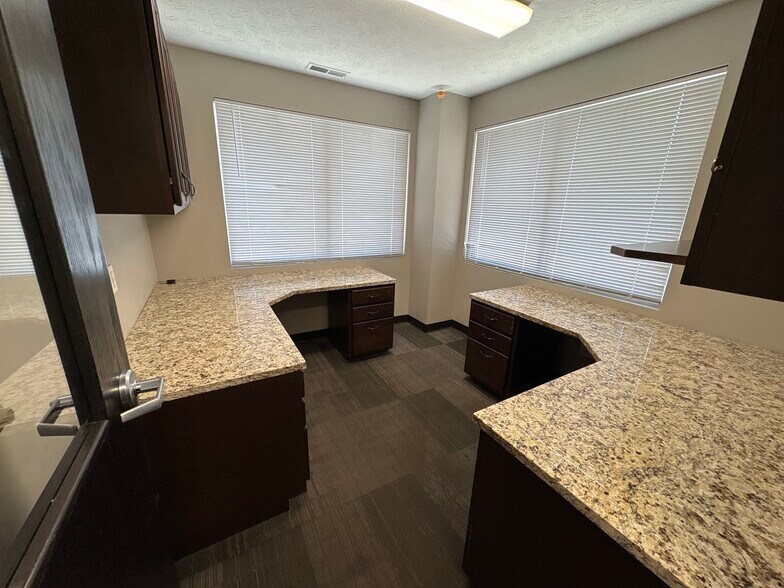 More Photos Of 2206 IFCU Way way, Lafayette Auto Repair For Sale