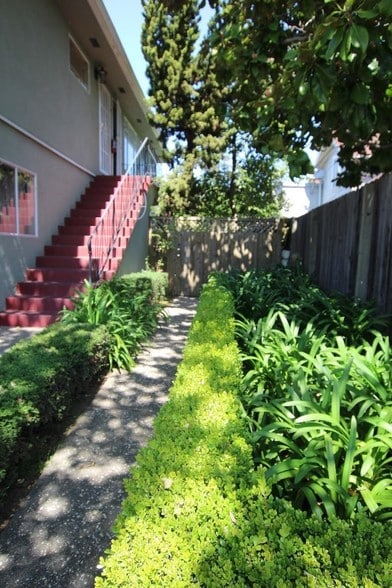 More Photos Of 2 Arundel Rd, Burlingame Apartments For Sale