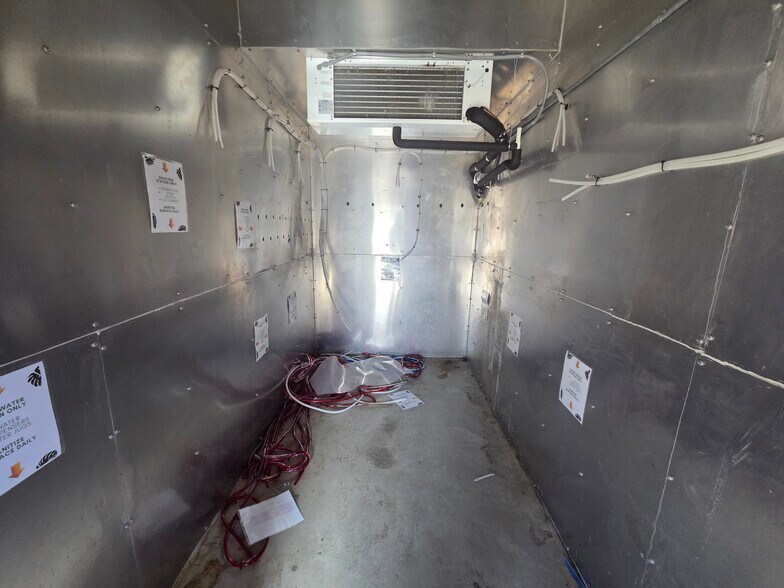 More Photos Of 231 Frog Pond Ln, Dripping Springs General Retail For Sale