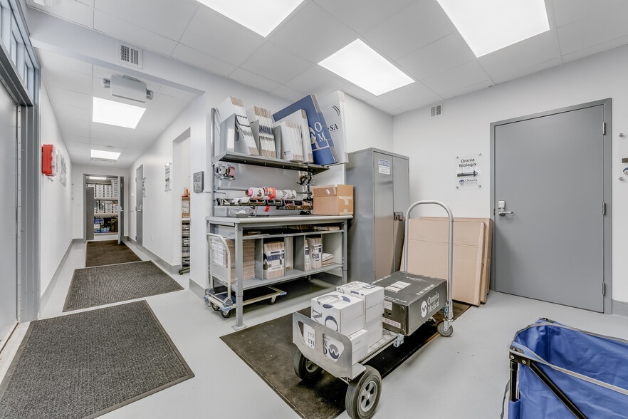 More Photos Of 6-10 Canyon Rd, Morgantown Loft Creative Space For Sale