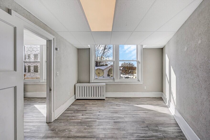 More Photos Of 310-312E Lackawanna Ave, Olyphant Apartments For Sale