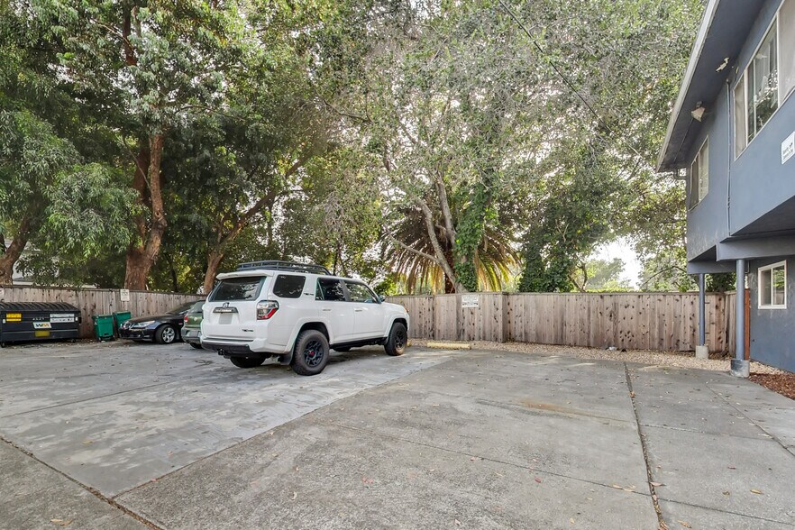 More Photos Of 3257 Delaware St, Oakland Apartments For Sale