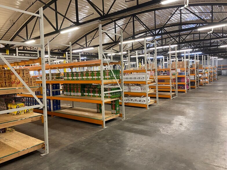 More Photos Of 1024 Gatewood Ave, Greensboro Warehouse For Lease