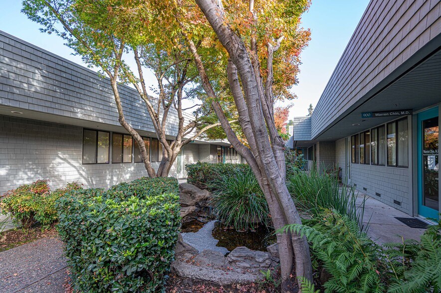 More Photos Of 2448 Guerneville Rd, Santa Rosa Medical For Sale