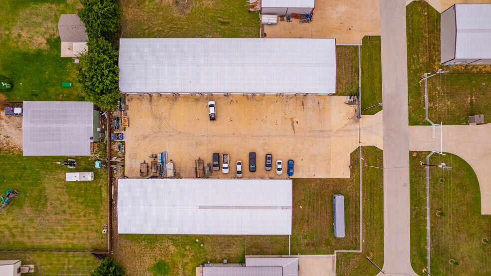 More Photos Of 113 METROTEX, Haslet Unknown For Lease