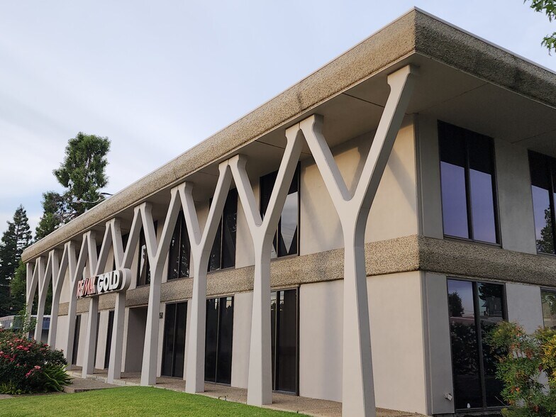 More Photos Of 951 Live Oak Blvd, Yuba City Medical For Sale