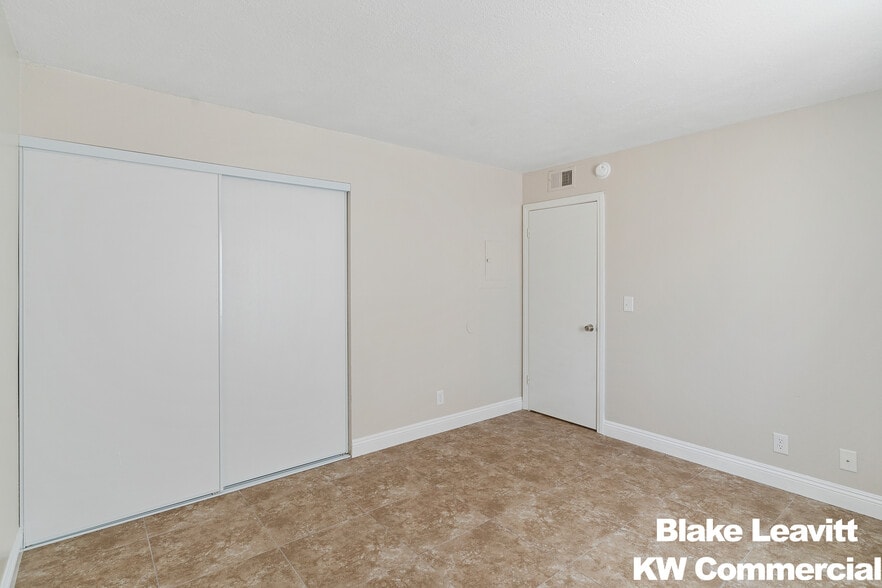 More Photos Of , Las Vegas Multifamily For Sale