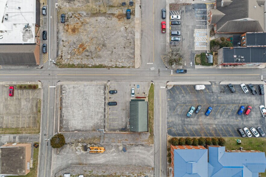 More Photos Of 501 N Oak St, Sweetwater Office For Sale