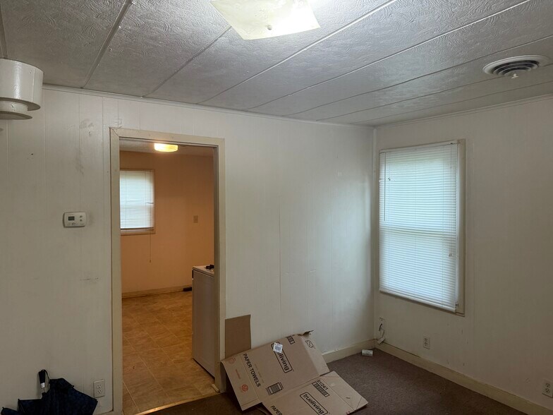 More Photos Of , Wichita Multifamily For Sale