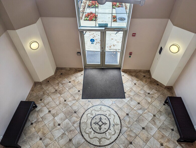 More Photos Of 19420 Golf Vista Plz, Leesburg Medical For Sale