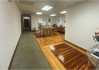 More Photos Of 985 Graceland Ave, Des Plaines Light Distribution For Sale