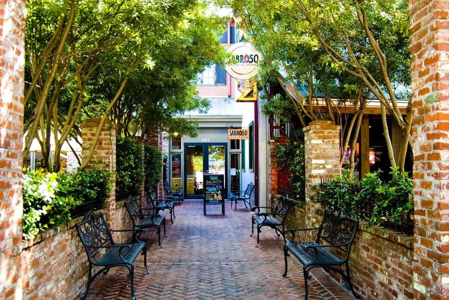 More Photos Of 351-361 Moreland Ave, Atlanta Restaurant For Lease