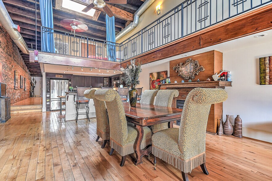 More Photos Of 529 State St, Bristol Storefront Retail Office For Sale