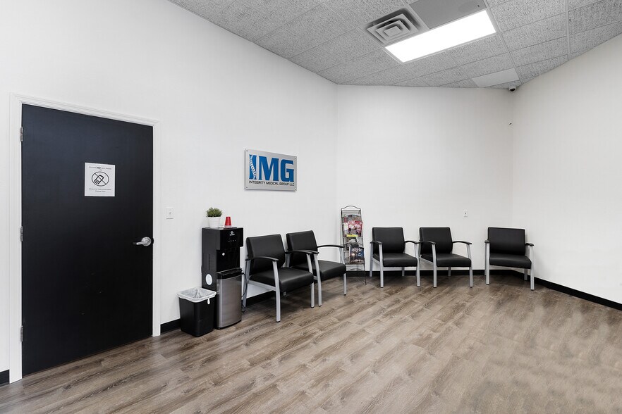 More Photos Of 17820 SE 109th Ave, Summerfield Medical For Lease