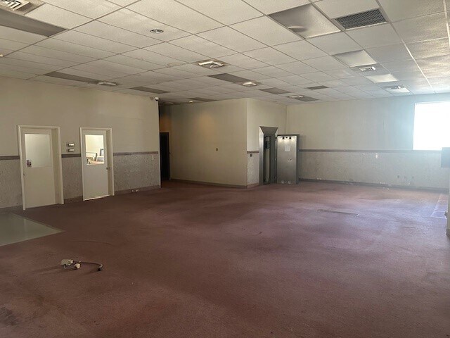 More Photos Of 1647 Cranston St, Cranston Bank For Sale