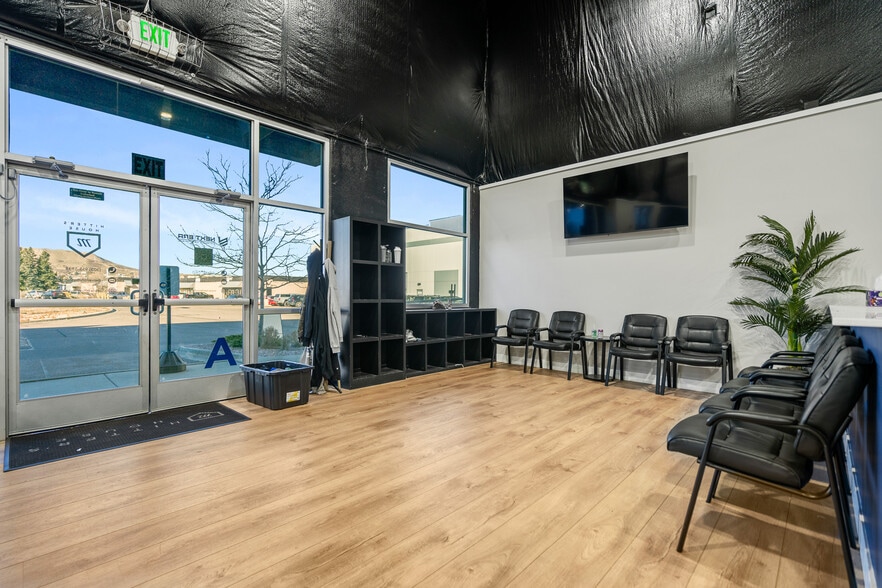 More Photos Of 158 Caprice Ct, Castle Rock Warehouse For Lease