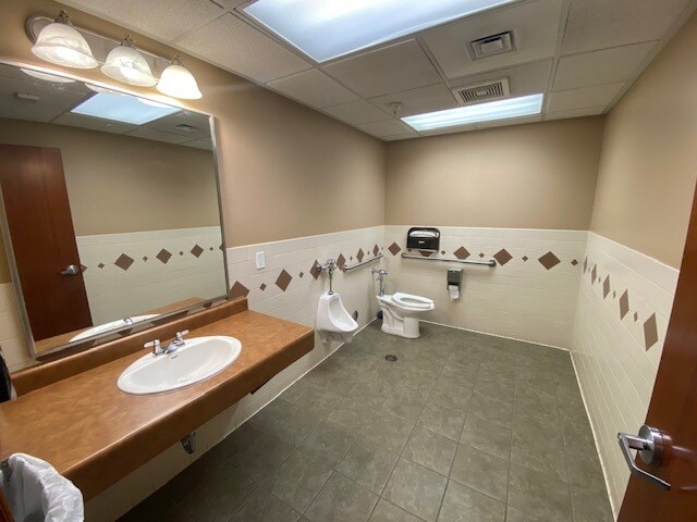 More Photos Of 321 2nd St, Ogden Office For Sale