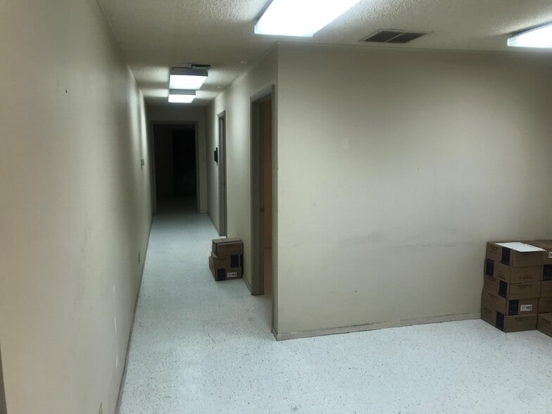 More Photos Of 778 Baseline Rd, Lafayette Warehouse For Lease