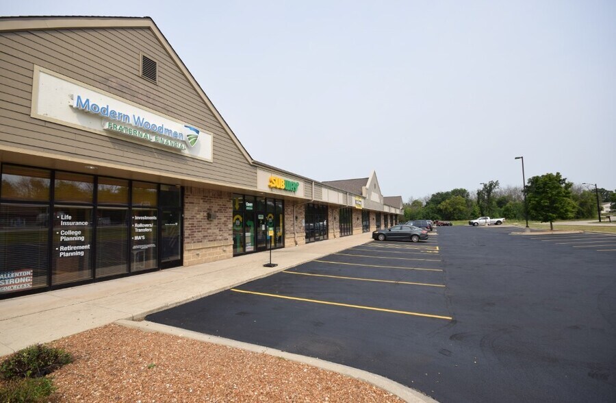 More Photos Of 751 Church St, Allenton Storefront For Lease