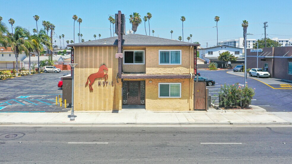 More Photos Of 4027 W Century Blvd, Inglewood Hotel For Sale