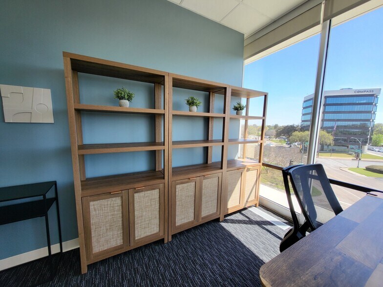 More Photos Of 6301 Gaston Ave, Dallas Coworking Space