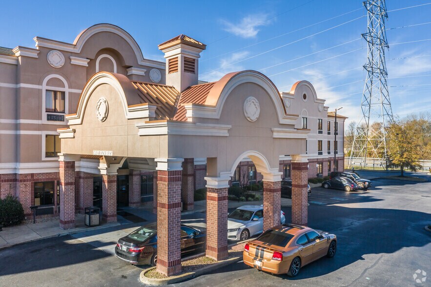 More Photos Of 4225 American Way, Memphis Hotel For Sale