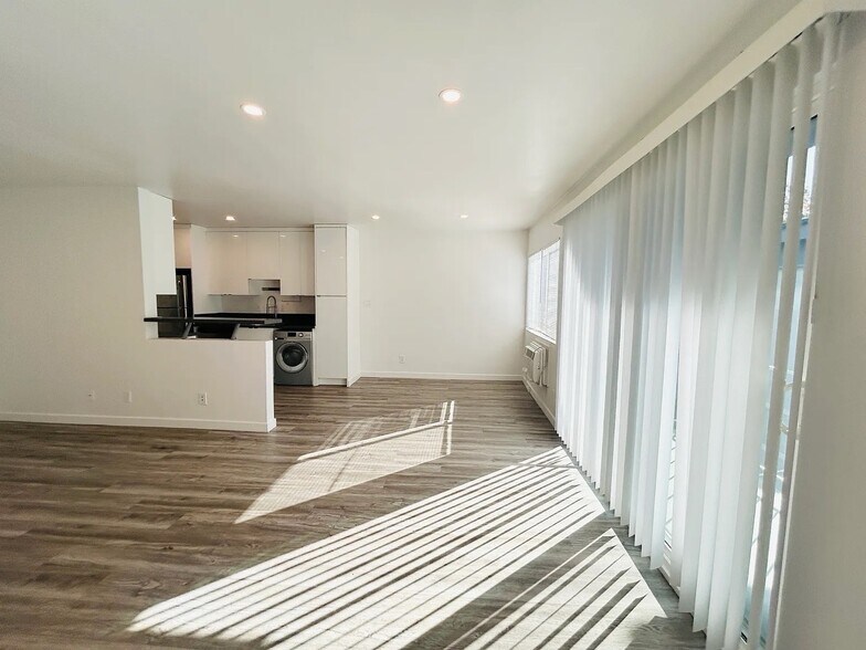More Photos Of 11825 National Blvd, Los Angeles Apartments For Sale