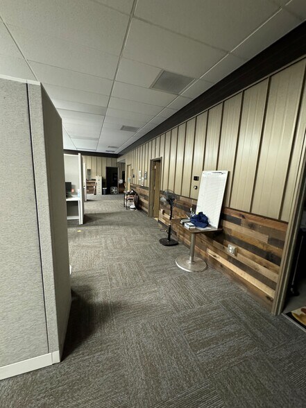 More Photos Of 3399 Peger Rd, Fairbanks Light Distribution For Lease