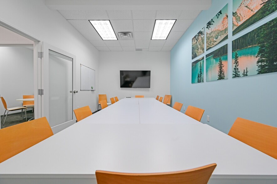Primary Photo Of 4001 Office Ct, Santa Fe Office For Lease