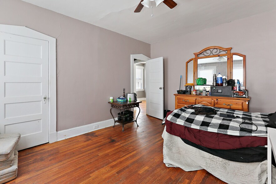 More Photos Of 2519 Liberty Heights Ave, Baltimore Apartments For Sale