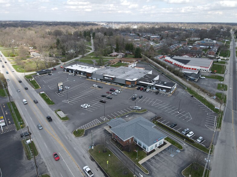 More Photos Of 6213-6243 Allisonville Rd, Indianapolis Unknown For Lease