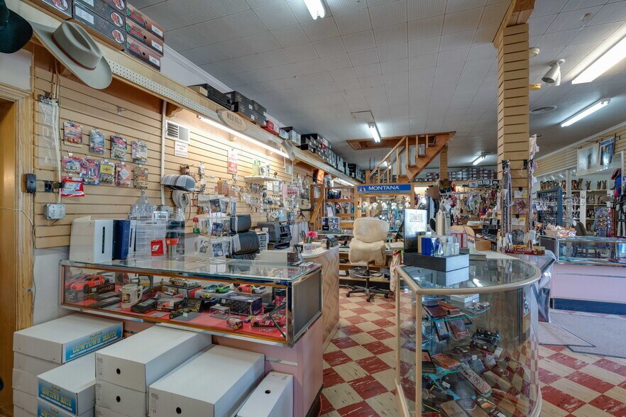 More Photos Of 4541 Valley Pike, Stephens City Convenience Store For Sale