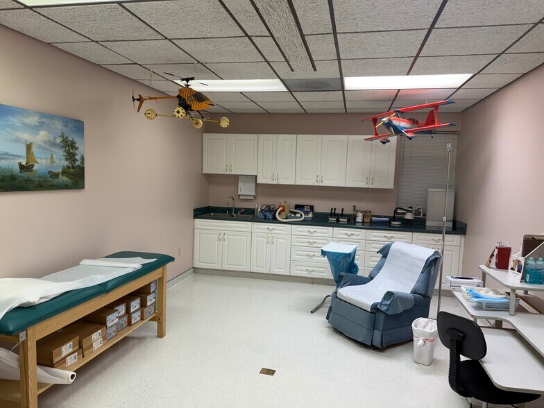 More Photos Of 2266 Nc-16, Denver Office For Sale