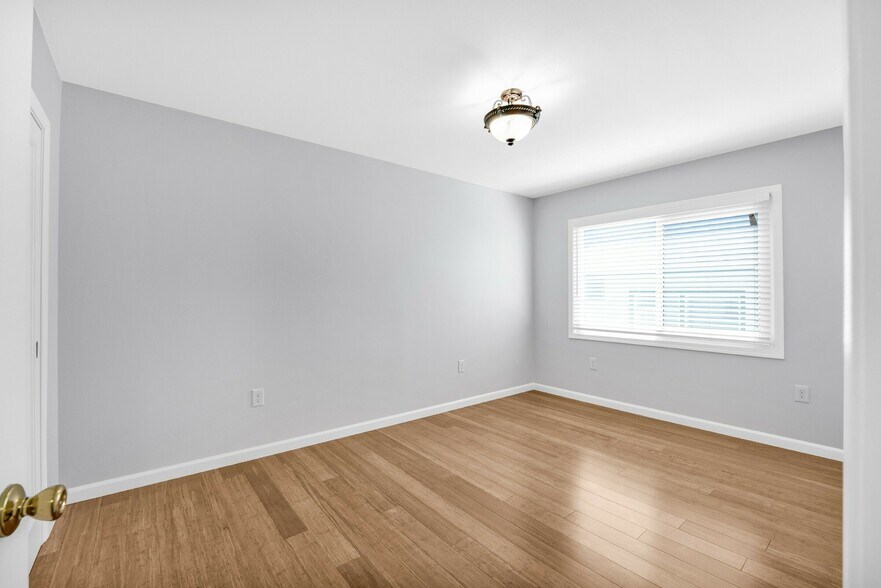 More Photos Of 1919 Curtis St, Berkeley Apartments For Sale