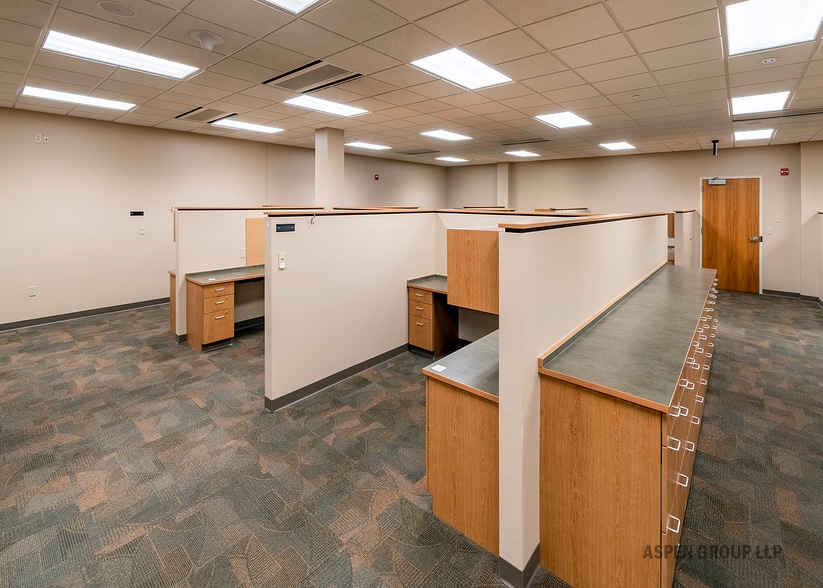 More Photos Of 1310 E Main Ave, Bismarck Medical For Lease