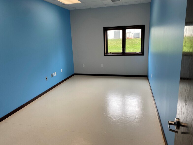 More Photos Of 5835 Shugart Ln, Traverse City Manufacturing For Lease