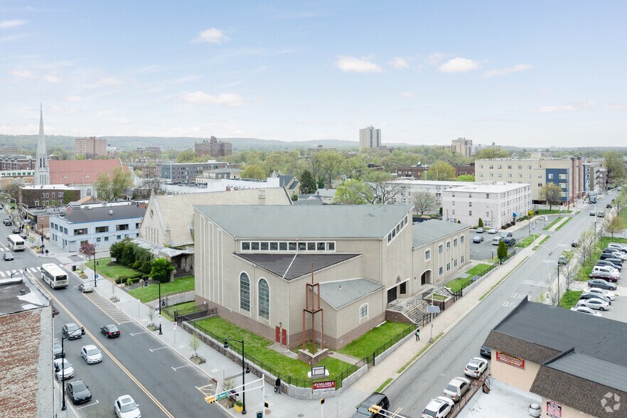 More Photos Of 400 Main St, East Orange Religious Facility For Sale