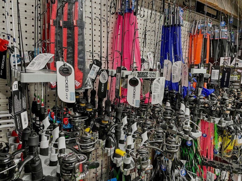 More Photos Of 824 Highway 51, Minocqua General Retail For Sale