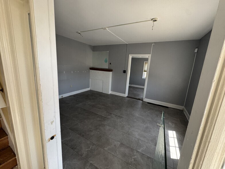 More Photos Of 1712 Ogletown Rd, Newark Flex For Lease