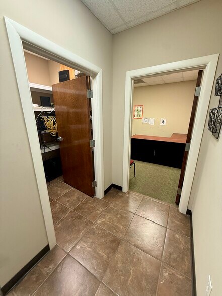 More Photos Of 12760 Lorraine Rd, Biloxi General Retail For Lease